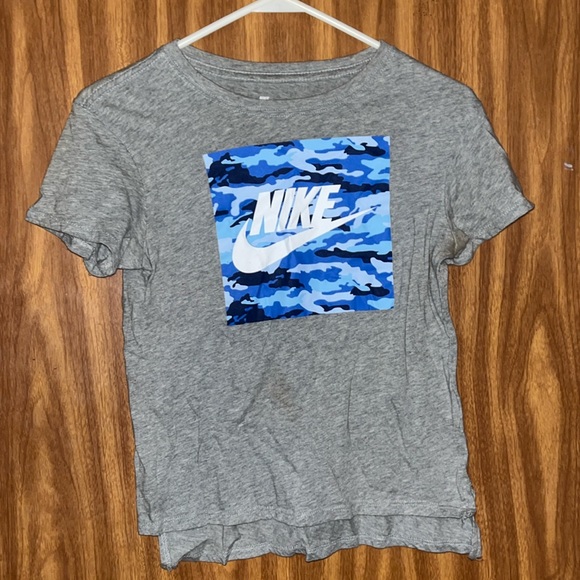 Nike Crop Shirt - Picture 1 of 2